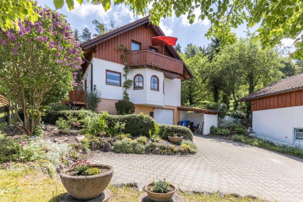 Ferienwohnung Haus Am Wald Messstetten Exterior foto